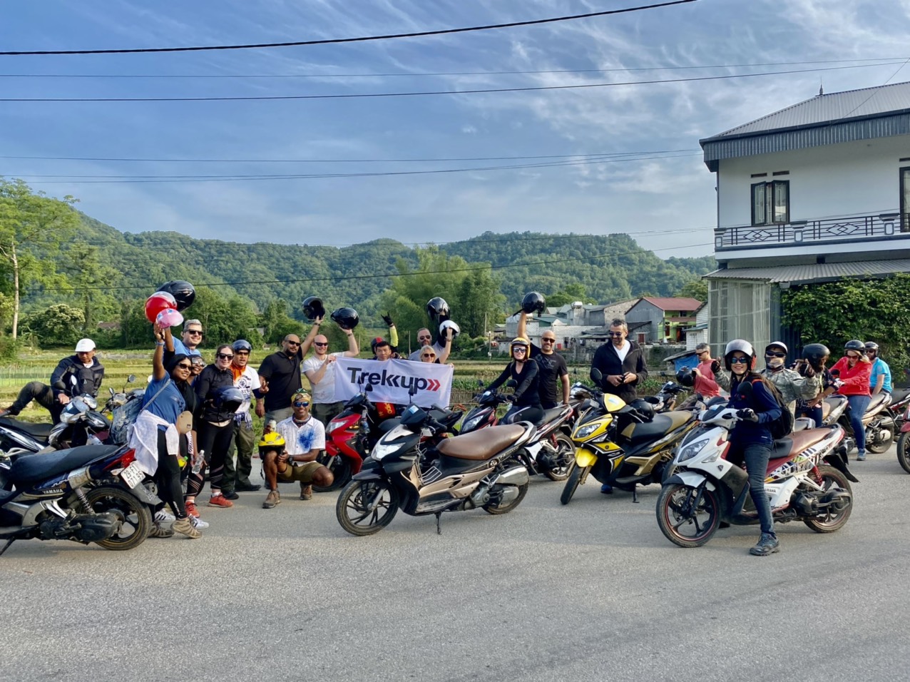 4 Days Luang Namtha Riding To Golden Triangle Tour