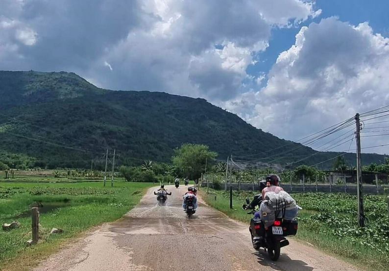 4 Days Riding From Luang Prabang To Vientinae