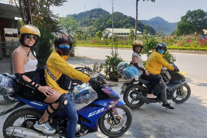 4 Days Luang Prabang To Tay Trang (Vietnam Border )